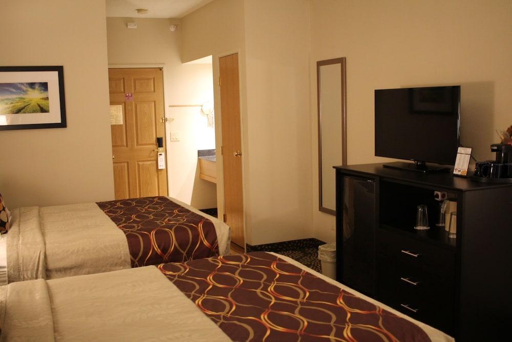 Best Western Plus Des Moines West Inn & Suites Clive Екстер'єр фото