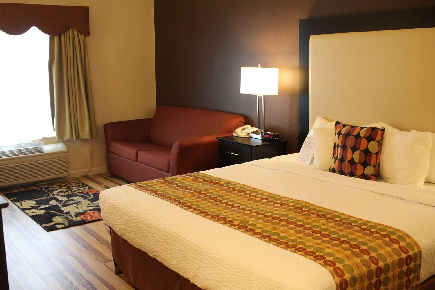 Best Western Plus Des Moines West Inn & Suites Clive Екстер'єр фото