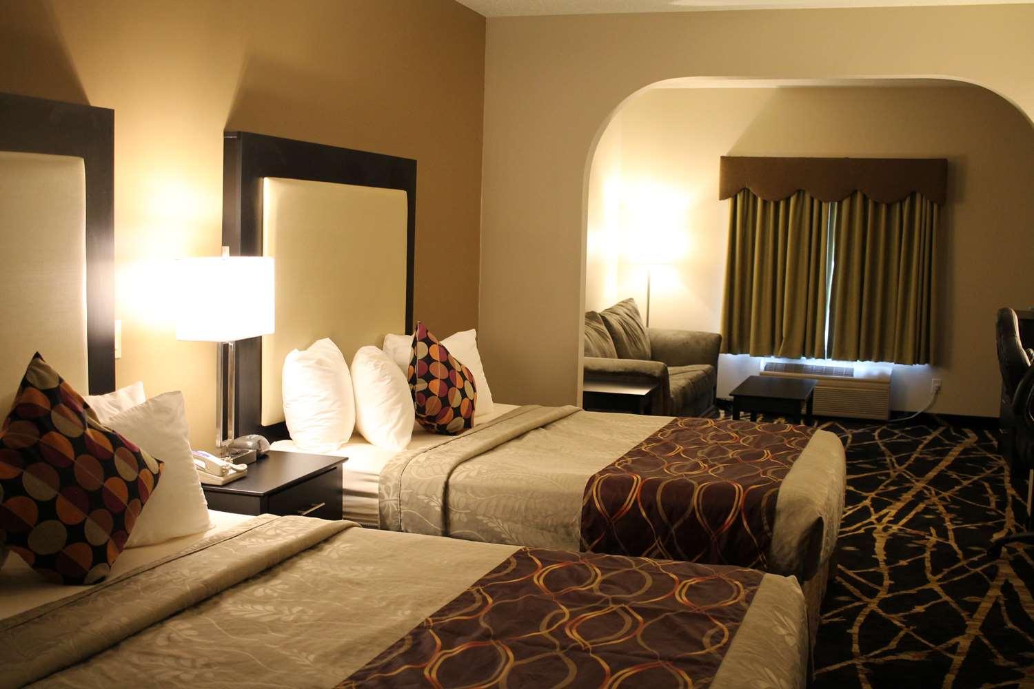 Best Western Plus Des Moines West Inn & Suites Clive Екстер'єр фото