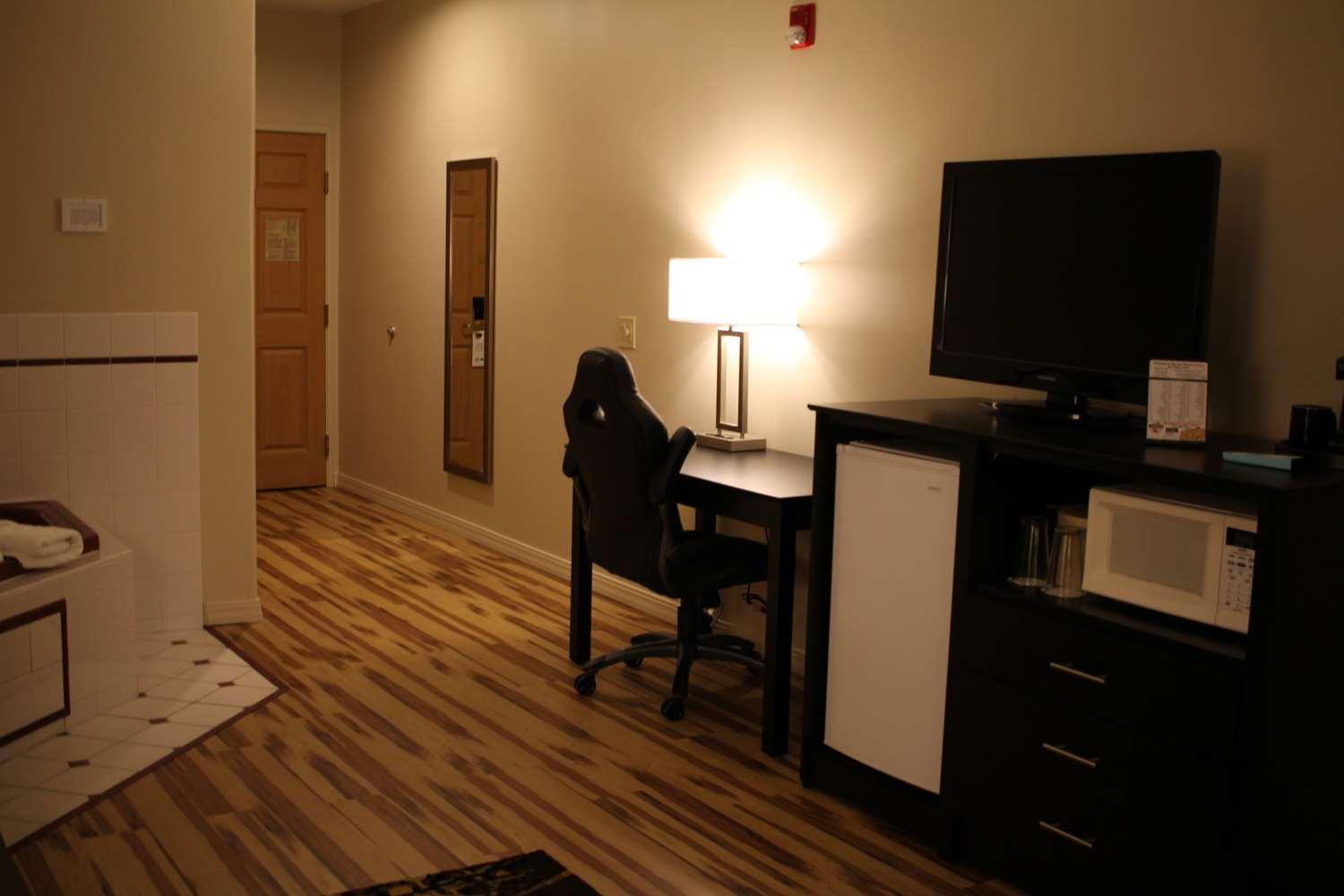 Best Western Plus Des Moines West Inn & Suites Clive Екстер'єр фото