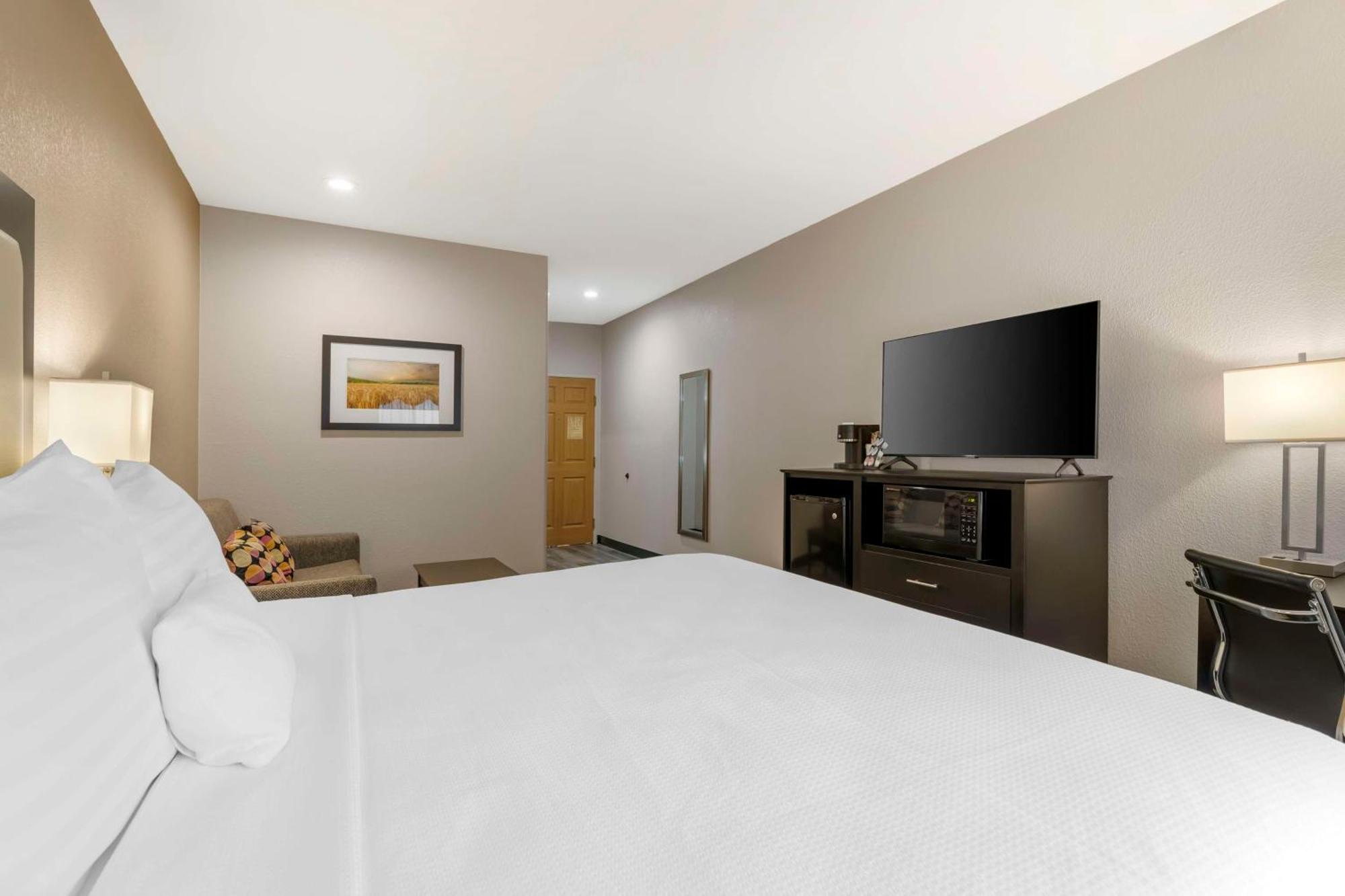 Best Western Plus Des Moines West Inn & Suites Clive Екстер'єр фото
