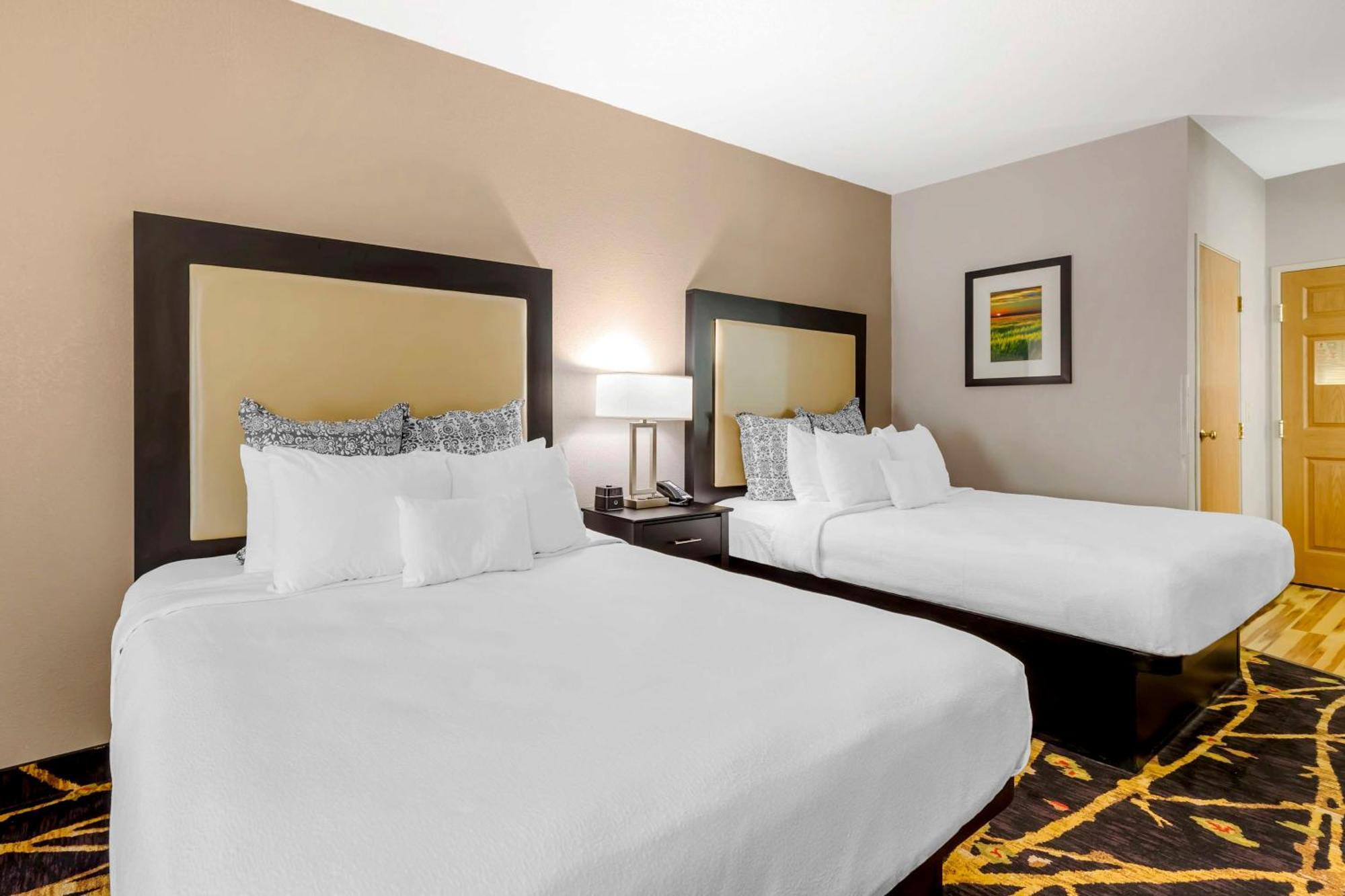 Best Western Plus Des Moines West Inn & Suites Clive Екстер'єр фото